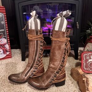 Freebird by Steven REESE distressed Stone Lace Up Boots size 6
